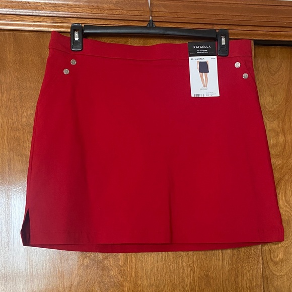 Rafaella Scarlet Skort - Picture 1 of 4